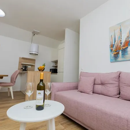1001 Listich Apartmán *